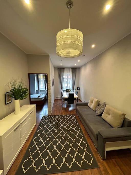 Big Apart - Rynek 8 - Nice View - 3 Rooms - 9 People Βρότσλαβ Εξωτερικό φωτογραφία
